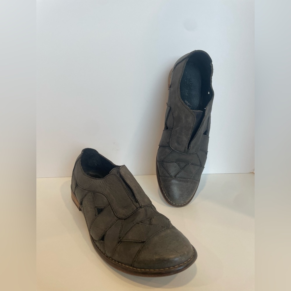 Free People Gray Loafers Woven‎ Leather Shoes Women’s Size 39 Slip On Flats